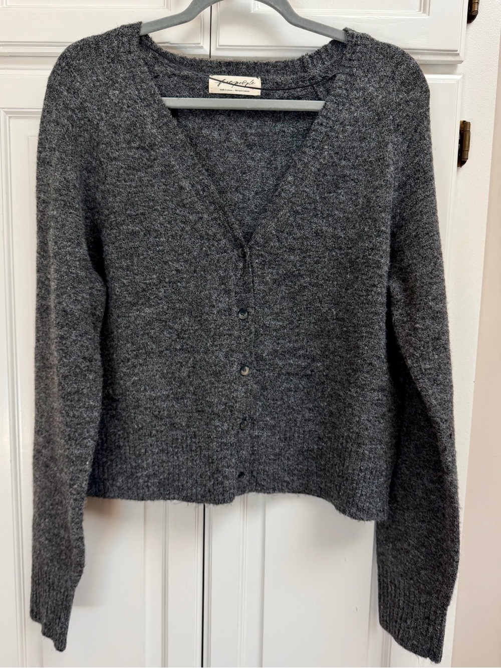 Free People School Girl V-Neck Cardigan in Charcoal Size Large - Picture 2 of 14